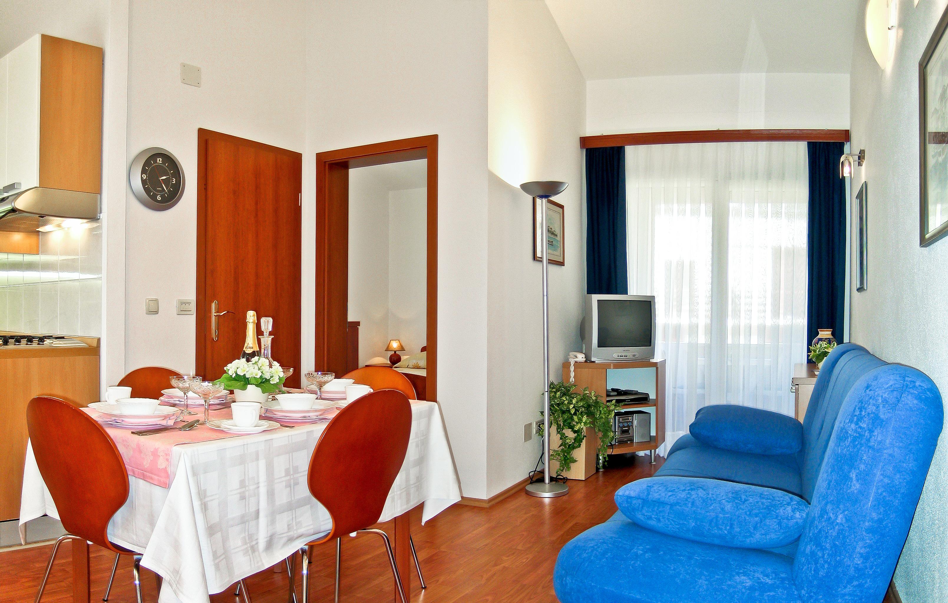 סופטאר Villa Midea מראה חיצוני תמונה