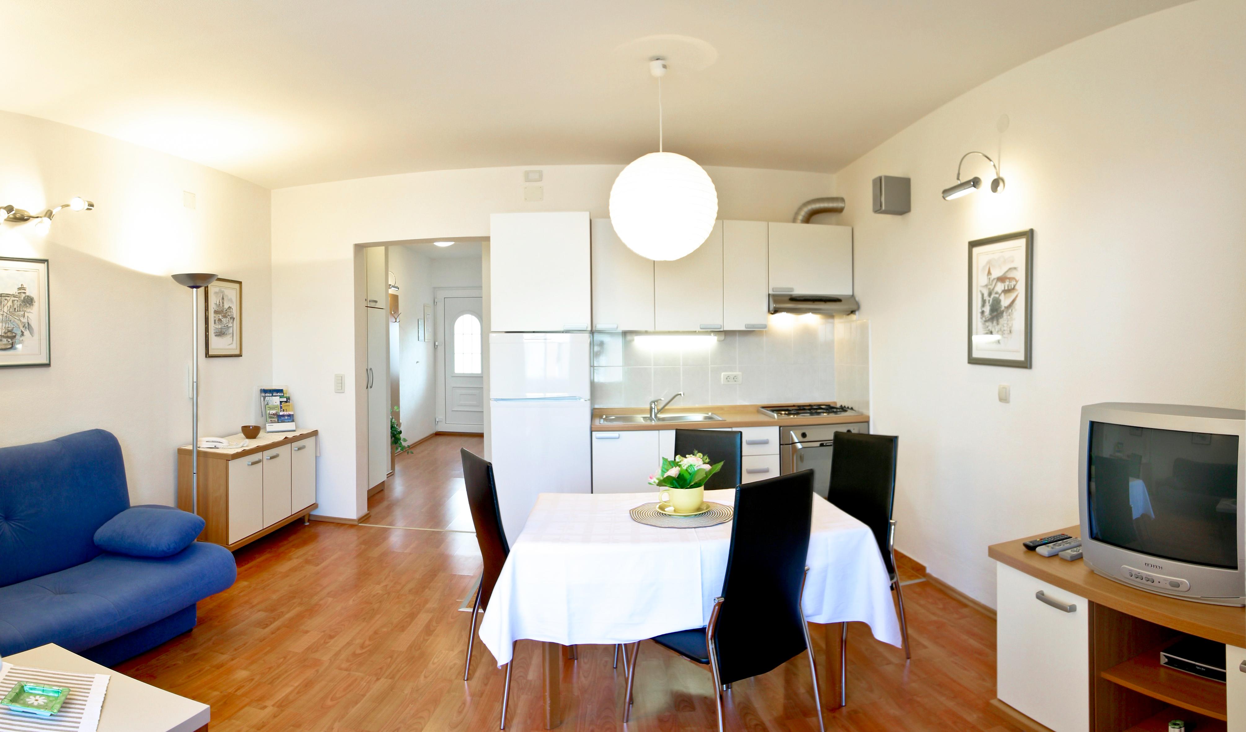 סופטאר Villa Midea מראה חיצוני תמונה