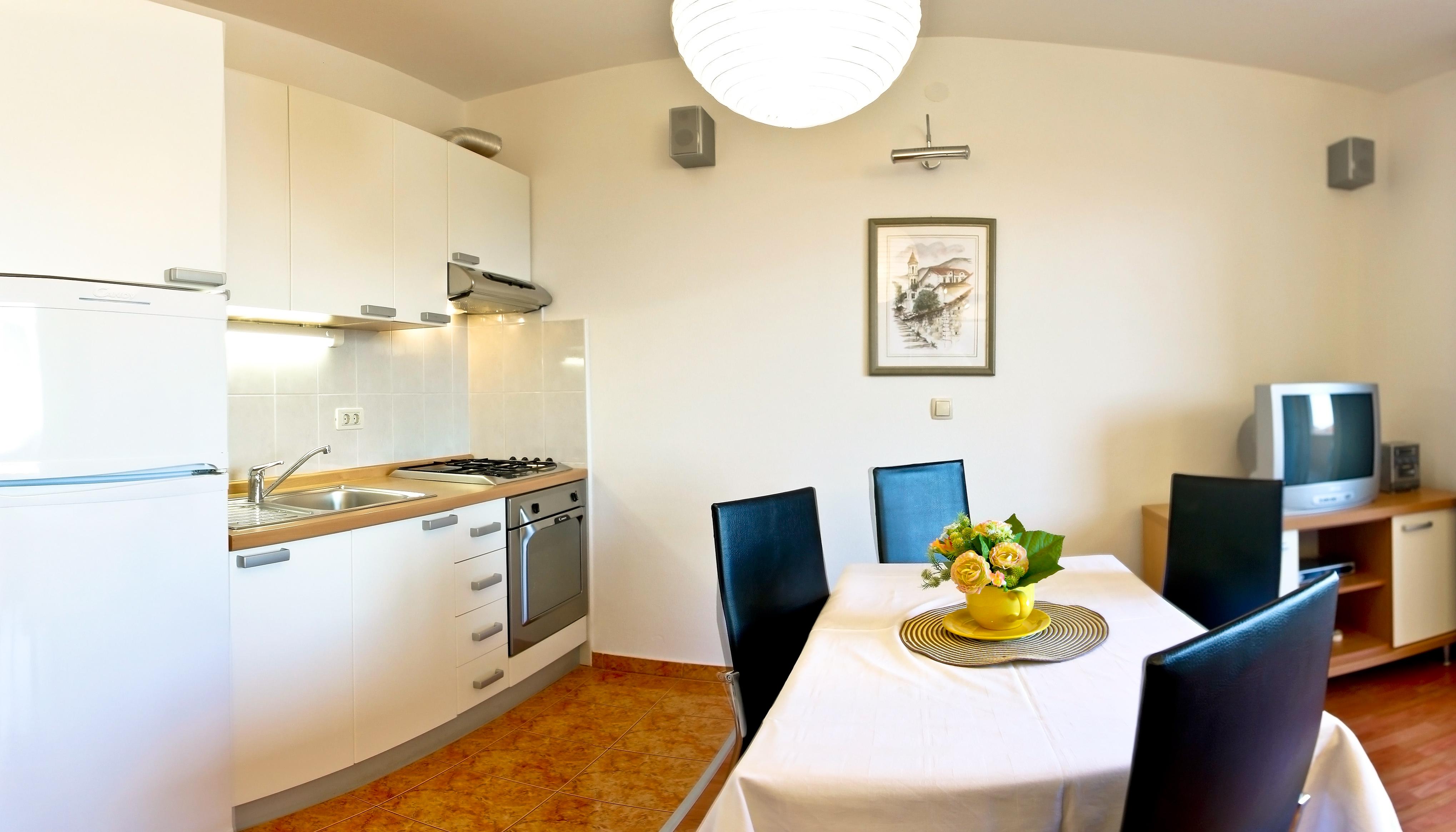 סופטאר Villa Midea מראה חיצוני תמונה