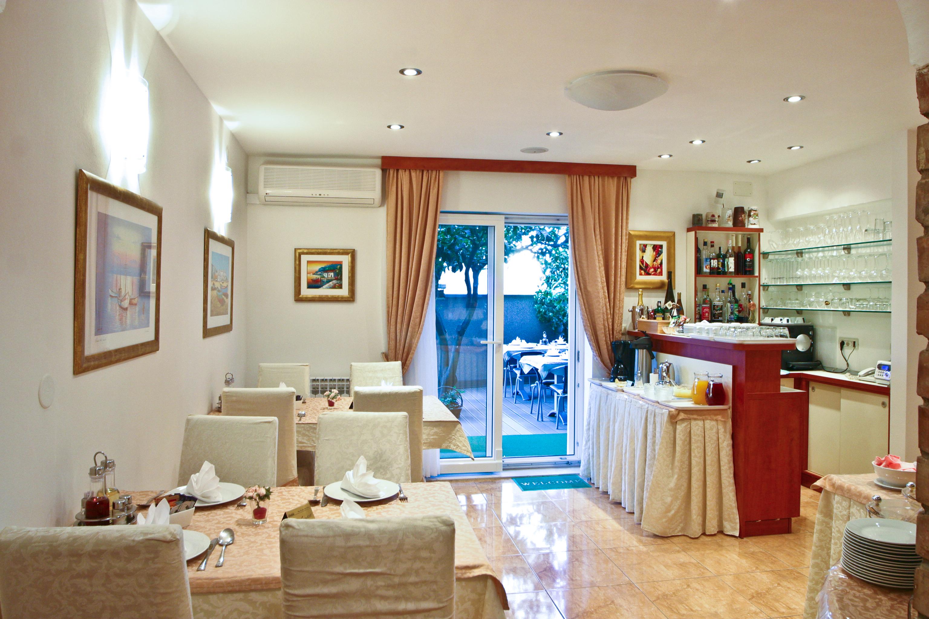 סופטאר Villa Midea מראה חיצוני תמונה